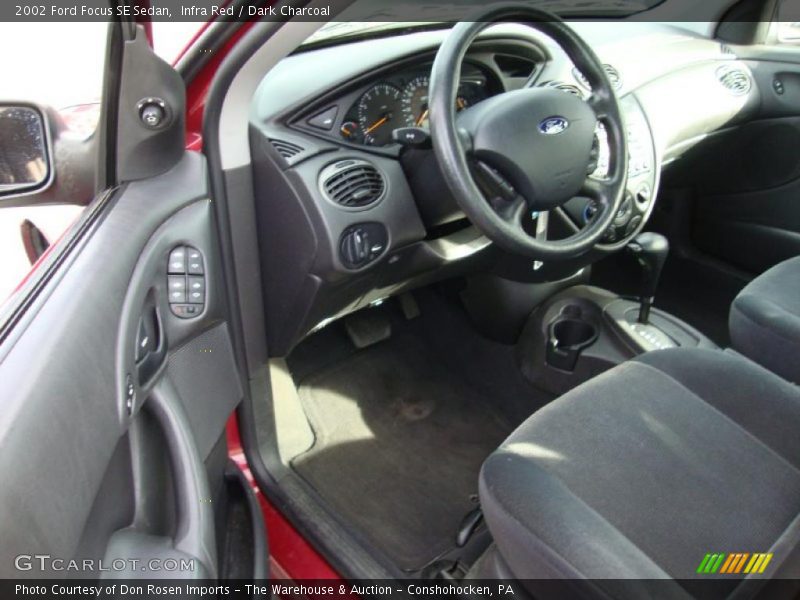 Infra Red / Dark Charcoal 2002 Ford Focus SE Sedan