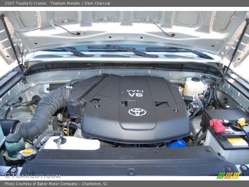 Titanium Metallic / Dark Charcoal 2007 Toyota FJ Cruiser