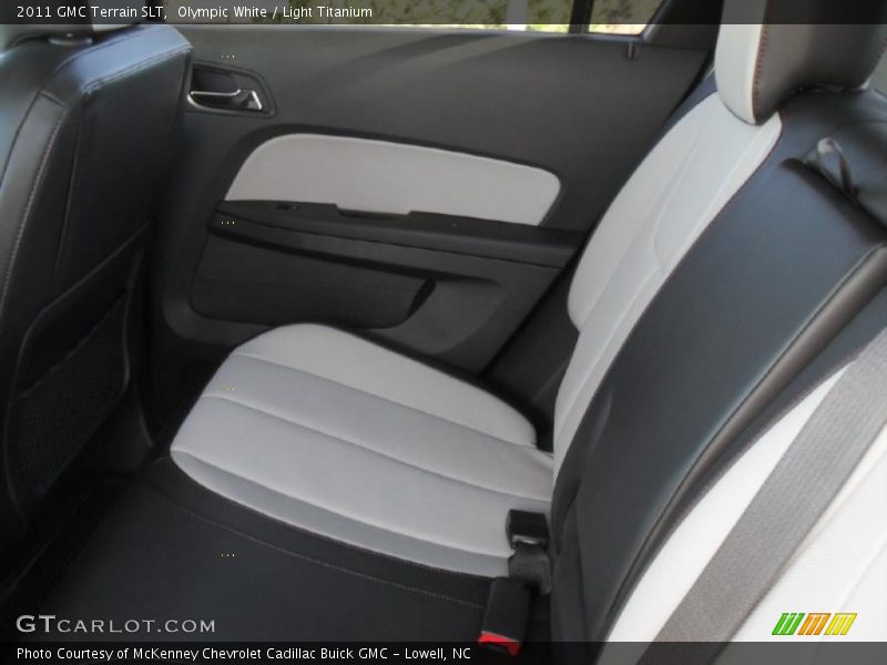 Olympic White / Light Titanium 2011 GMC Terrain SLT
