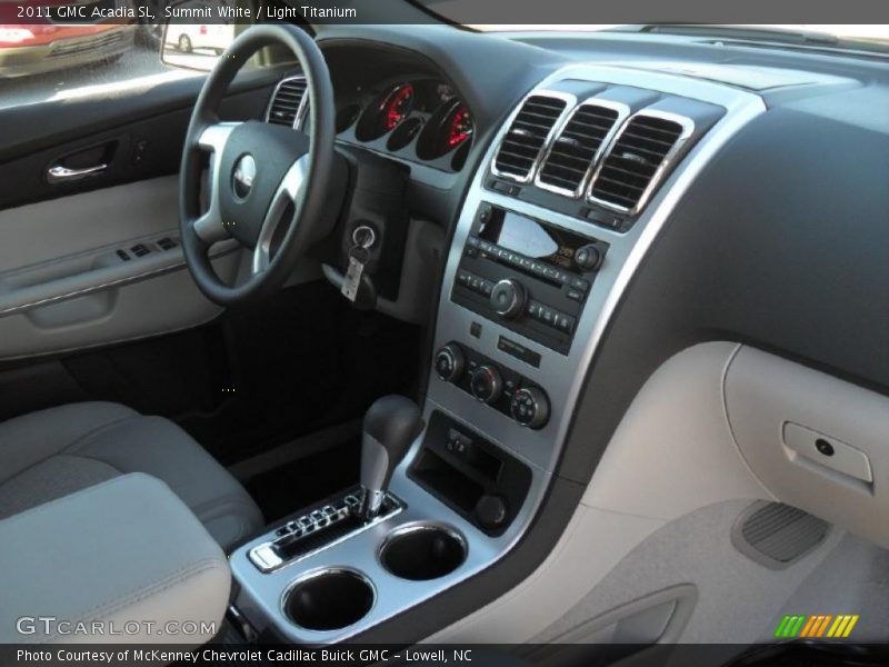 Summit White / Light Titanium 2011 GMC Acadia SL