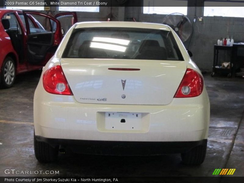 White Diamond Tri Coat / Ebony 2009 Pontiac G6 Sedan