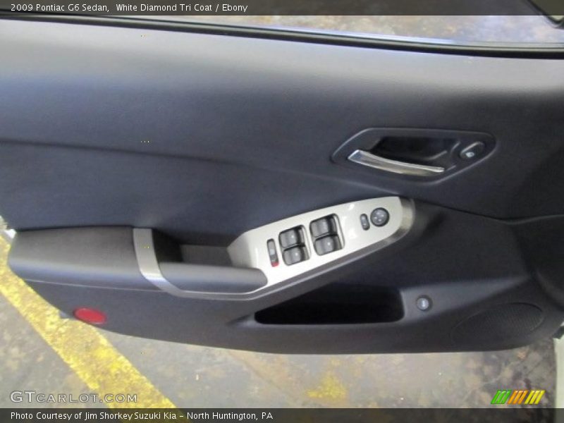 White Diamond Tri Coat / Ebony 2009 Pontiac G6 Sedan
