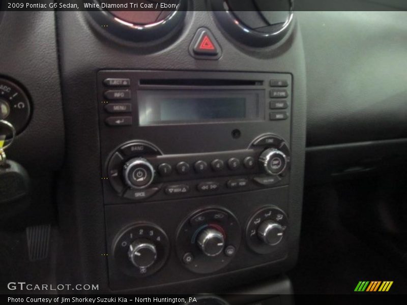 White Diamond Tri Coat / Ebony 2009 Pontiac G6 Sedan