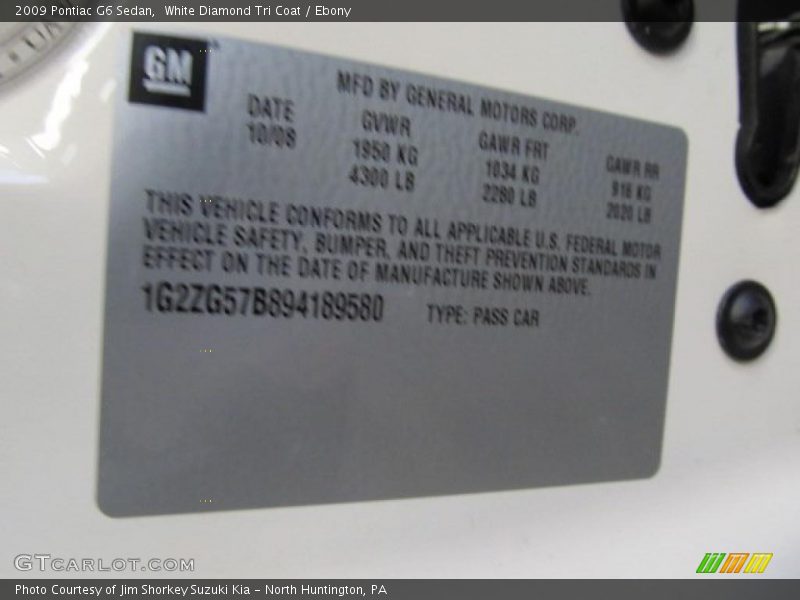White Diamond Tri Coat / Ebony 2009 Pontiac G6 Sedan