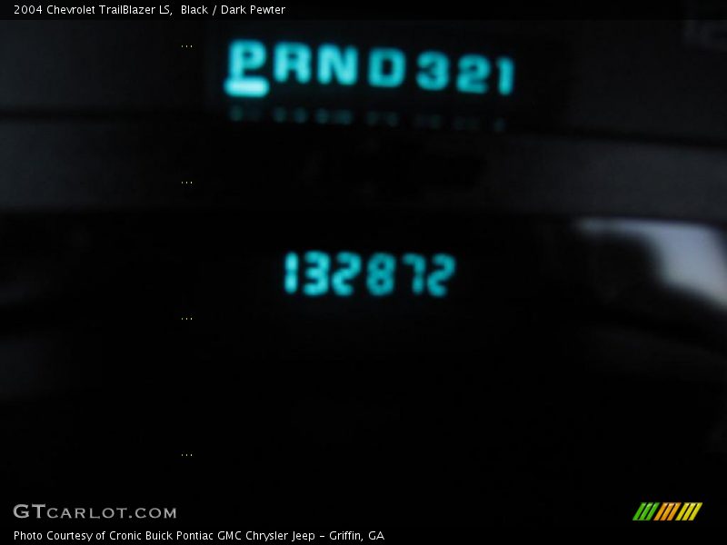 Black / Dark Pewter 2004 Chevrolet TrailBlazer LS