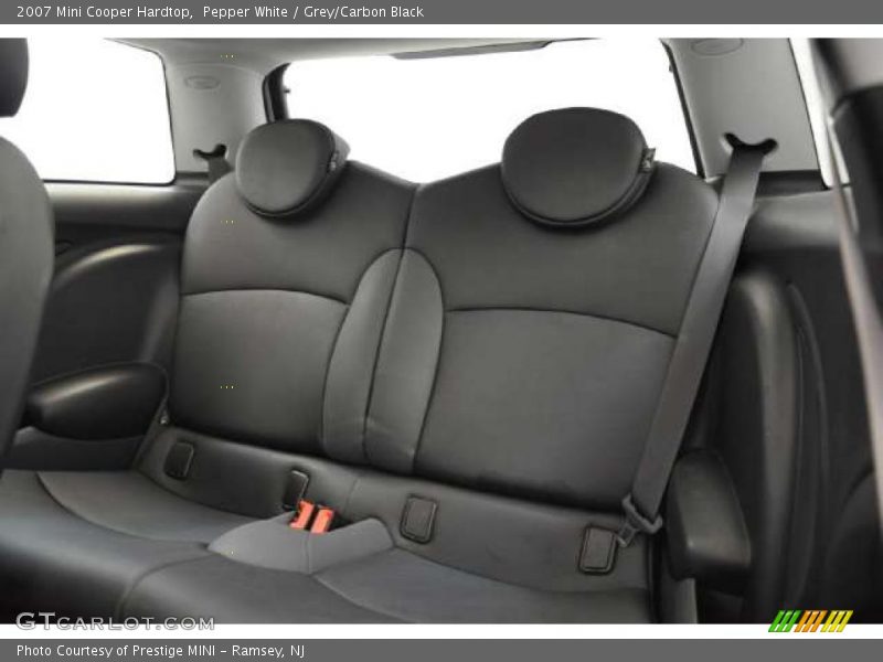 Pepper White / Grey/Carbon Black 2007 Mini Cooper Hardtop