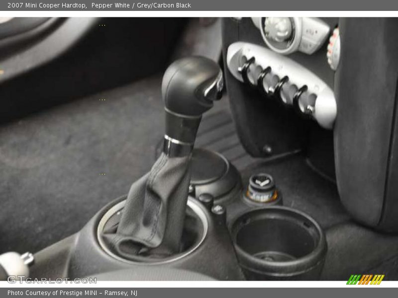 Pepper White / Grey/Carbon Black 2007 Mini Cooper Hardtop