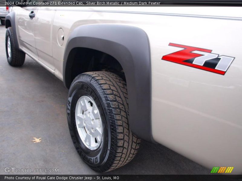 Silver Birch Metallic / Medium Dark Pewter 2004 Chevrolet Colorado Z71 Extended Cab