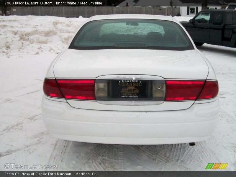 Bright White / Medium Blue 2000 Buick LeSabre Custom