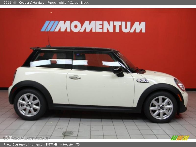 Pepper White / Carbon Black 2011 Mini Cooper S Hardtop