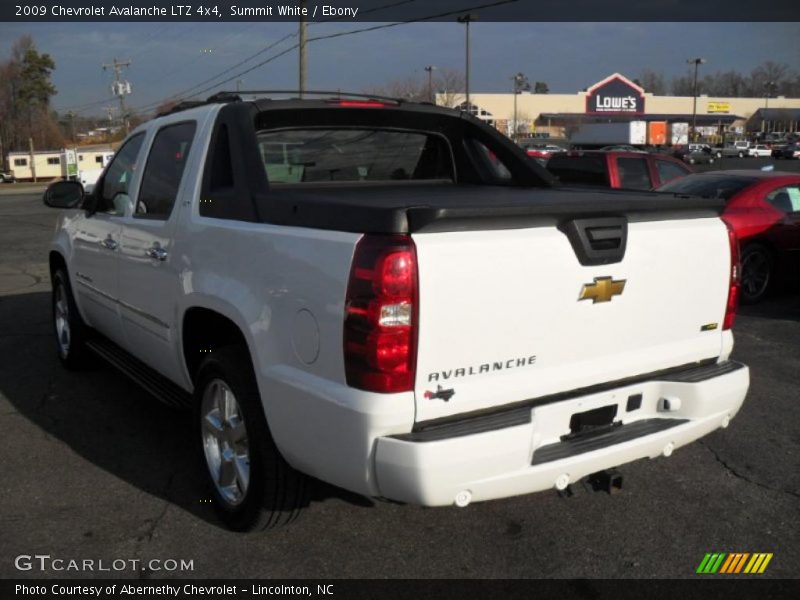 Summit White / Ebony 2009 Chevrolet Avalanche LTZ 4x4