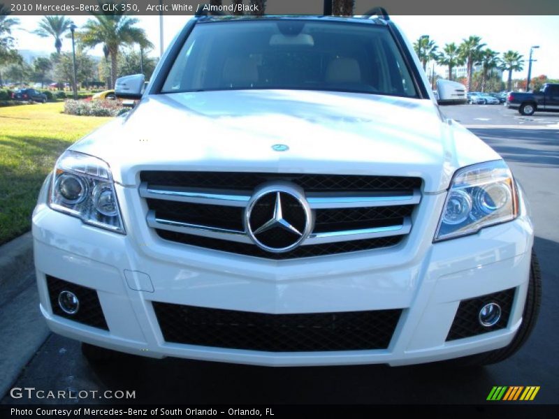 Arctic White / Almond/Black 2010 Mercedes-Benz GLK 350
