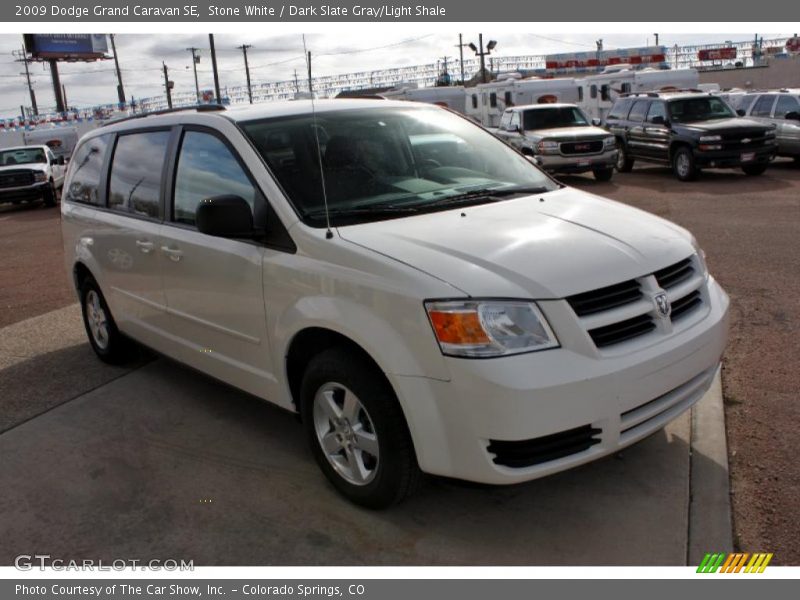 Stone White / Dark Slate Gray/Light Shale 2009 Dodge Grand Caravan SE