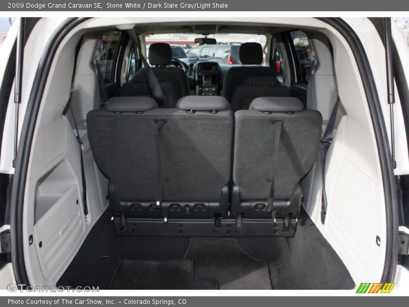 Stone White / Dark Slate Gray/Light Shale 2009 Dodge Grand Caravan SE