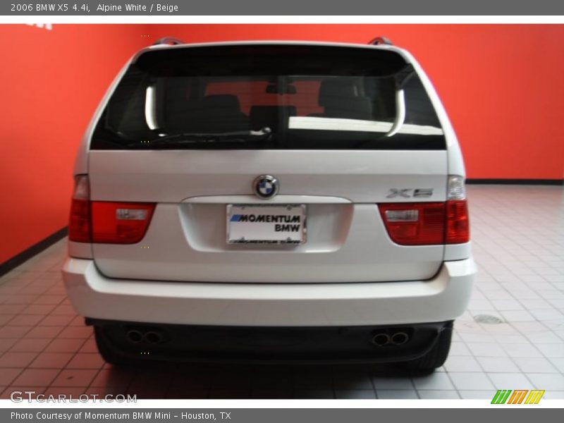 Alpine White / Beige 2006 BMW X5 4.4i