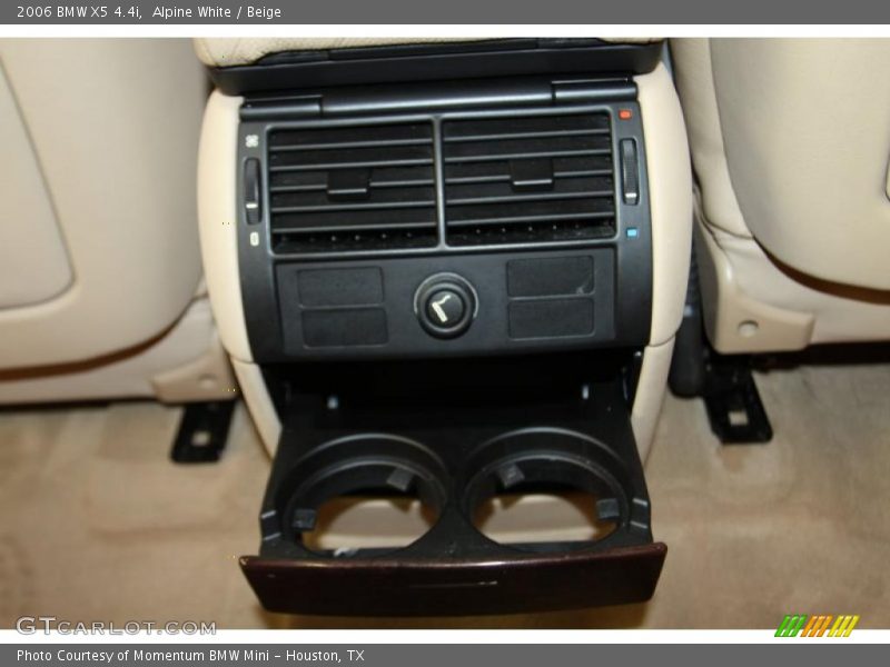 Alpine White / Beige 2006 BMW X5 4.4i
