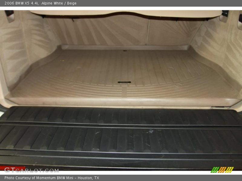 Alpine White / Beige 2006 BMW X5 4.4i