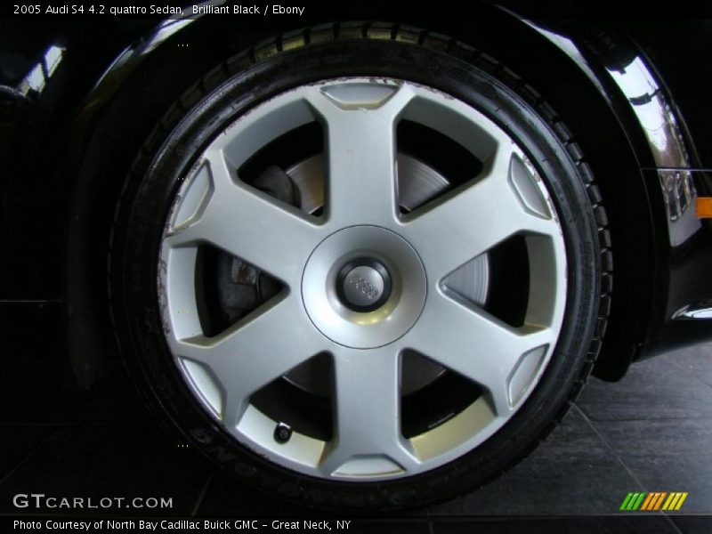 Brilliant Black / Ebony 2005 Audi S4 4.2 quattro Sedan