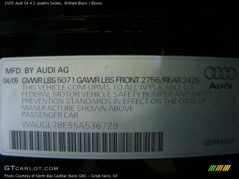 Brilliant Black / Ebony 2005 Audi S4 4.2 quattro Sedan