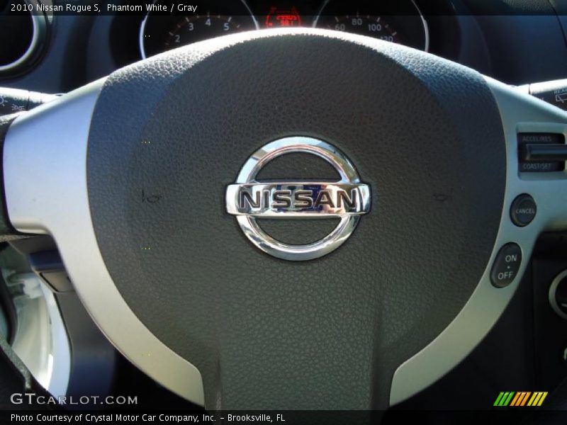 Phantom White / Gray 2010 Nissan Rogue S