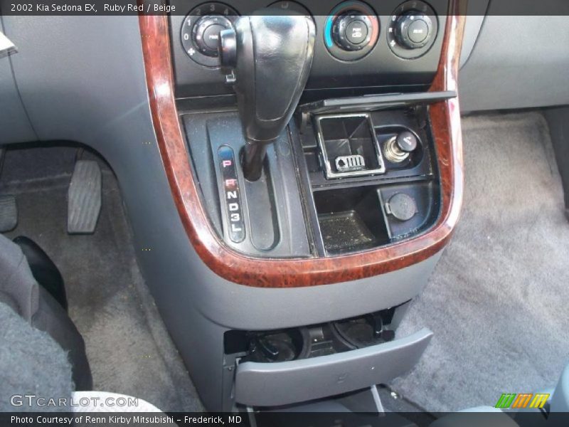 Ruby Red / Beige 2002 Kia Sedona EX