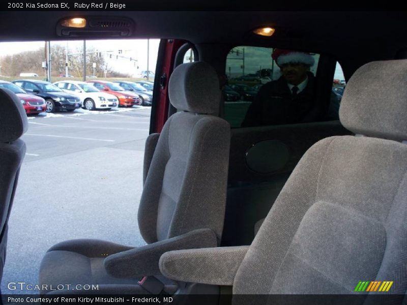 Ruby Red / Beige 2002 Kia Sedona EX