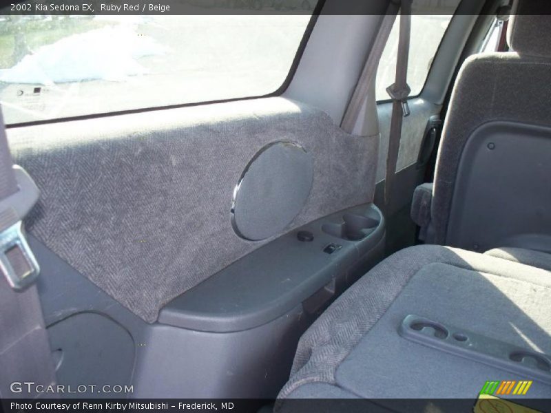 Ruby Red / Beige 2002 Kia Sedona EX