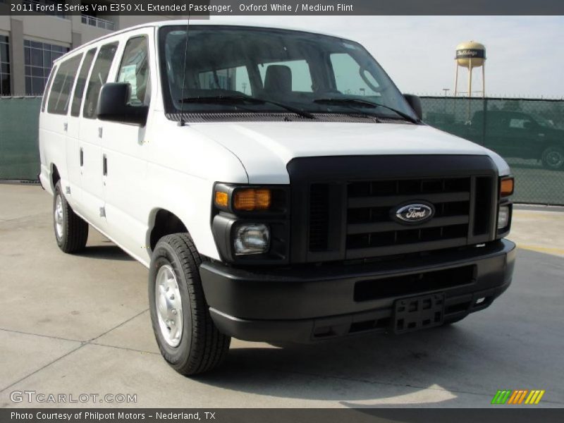 Oxford White / Medium Flint 2011 Ford E Series Van E350 XL Extended Passenger