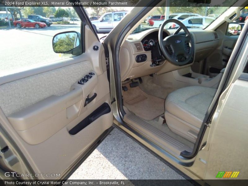 Mineral Grey Metallic / Medium Parchment 2004 Ford Explorer XLS