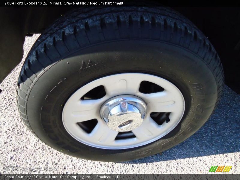 Mineral Grey Metallic / Medium Parchment 2004 Ford Explorer XLS