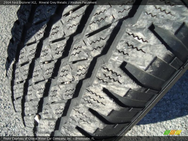 Mineral Grey Metallic / Medium Parchment 2004 Ford Explorer XLS