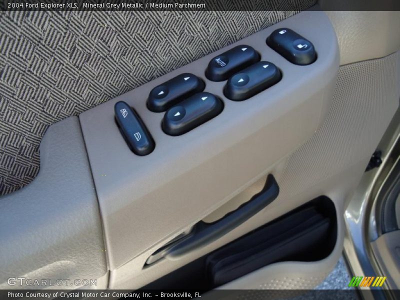 Mineral Grey Metallic / Medium Parchment 2004 Ford Explorer XLS