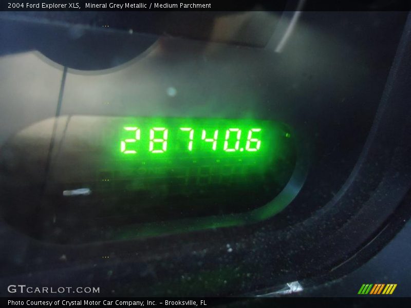 Mineral Grey Metallic / Medium Parchment 2004 Ford Explorer XLS