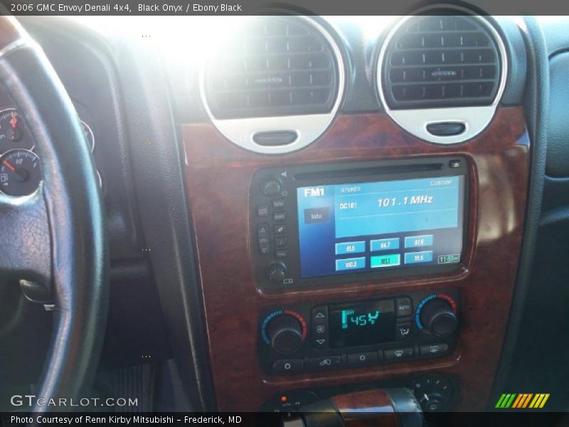 Black Onyx / Ebony Black 2006 GMC Envoy Denali 4x4