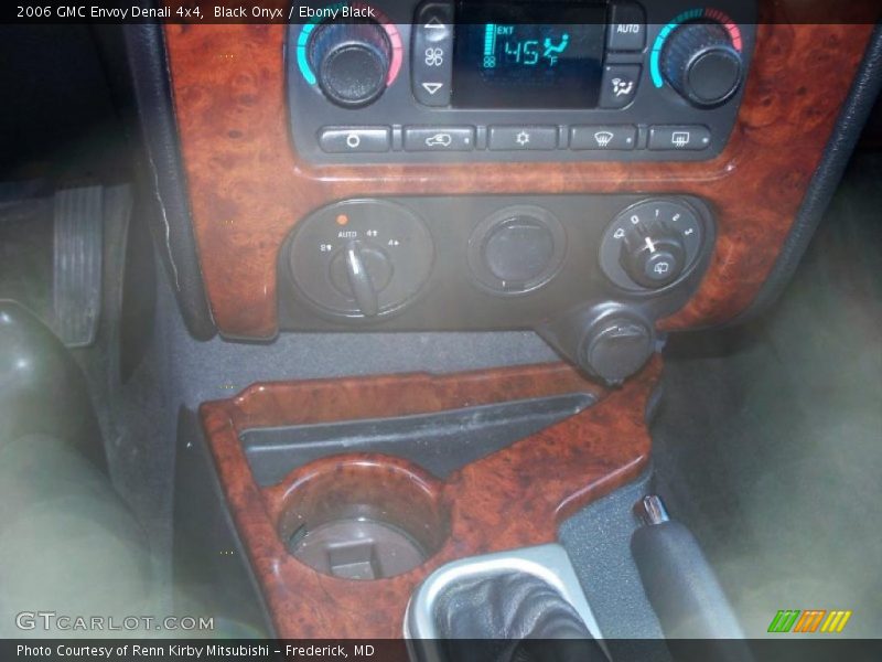Black Onyx / Ebony Black 2006 GMC Envoy Denali 4x4