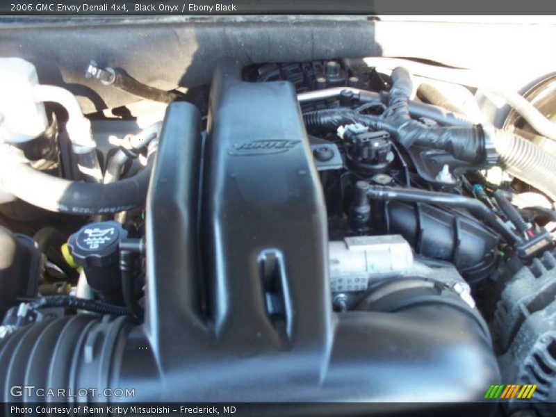 Black Onyx / Ebony Black 2006 GMC Envoy Denali 4x4