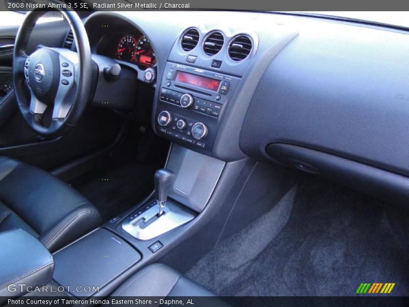 Radiant Silver Metallic / Charcoal 2008 Nissan Altima 3.5 SE