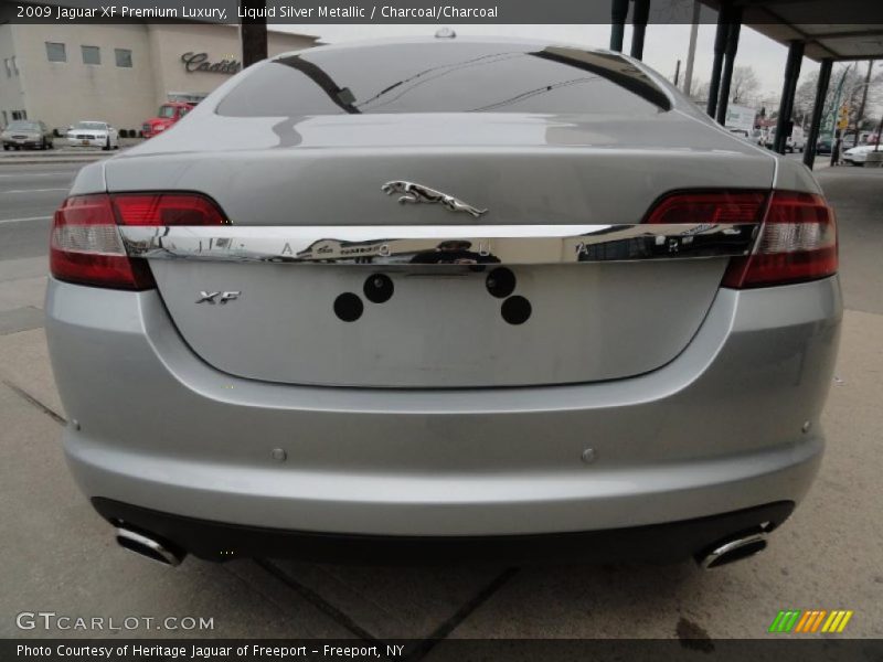 Liquid Silver Metallic / Charcoal/Charcoal 2009 Jaguar XF Premium Luxury
