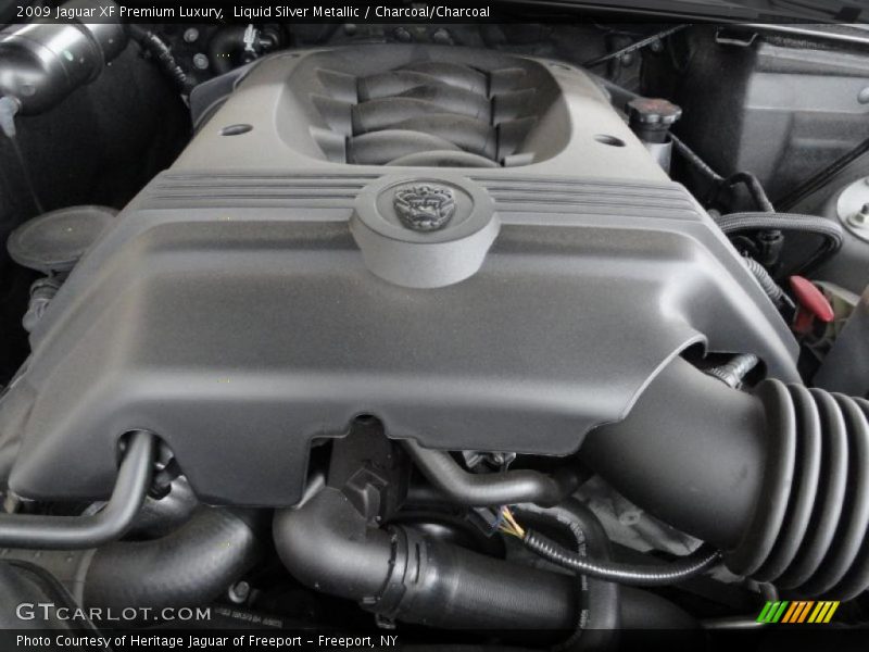 Liquid Silver Metallic / Charcoal/Charcoal 2009 Jaguar XF Premium Luxury