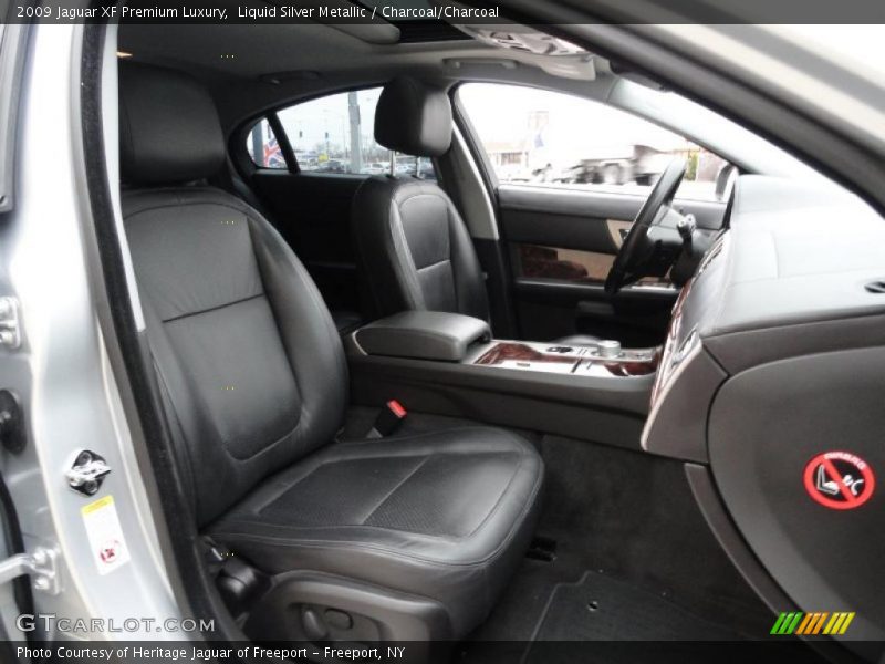 Liquid Silver Metallic / Charcoal/Charcoal 2009 Jaguar XF Premium Luxury
