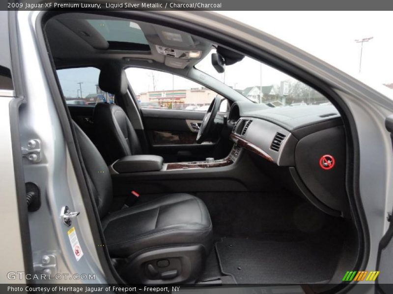 Liquid Silver Metallic / Charcoal/Charcoal 2009 Jaguar XF Premium Luxury