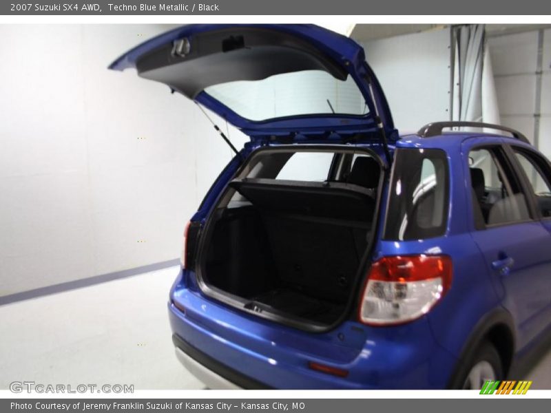 Techno Blue Metallic / Black 2007 Suzuki SX4 AWD
