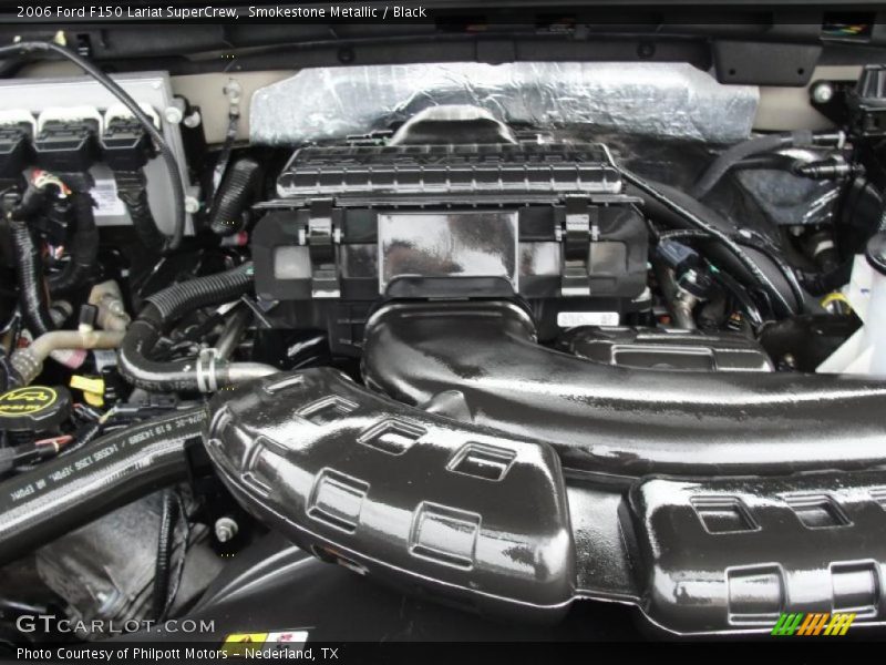 Smokestone Metallic / Black 2006 Ford F150 Lariat SuperCrew