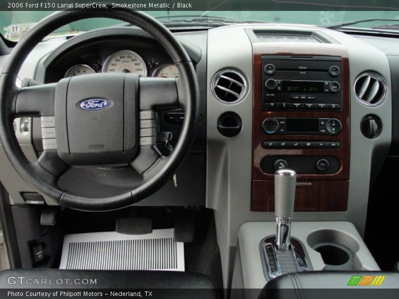 Smokestone Metallic / Black 2006 Ford F150 Lariat SuperCrew