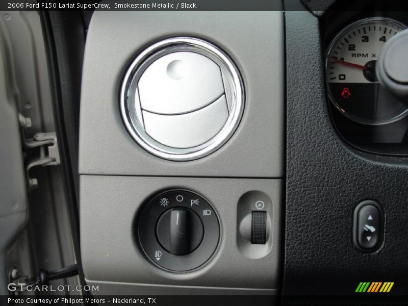 Smokestone Metallic / Black 2006 Ford F150 Lariat SuperCrew