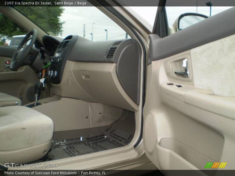 Sand Beige / Beige 2007 Kia Spectra EX Sedan