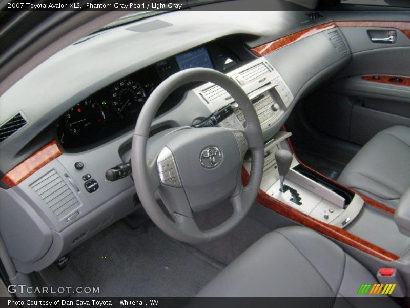 Phantom Gray Pearl / Light Gray 2007 Toyota Avalon XLS