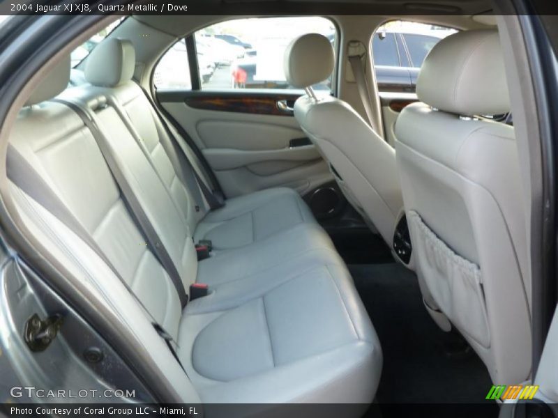 Quartz Metallic / Dove 2004 Jaguar XJ XJ8