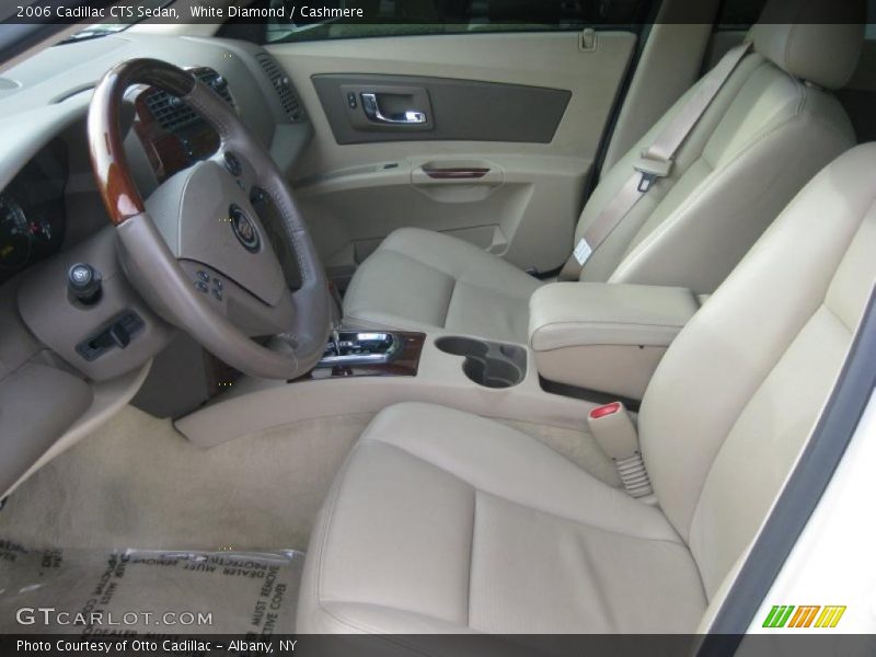 White Diamond / Cashmere 2006 Cadillac CTS Sedan