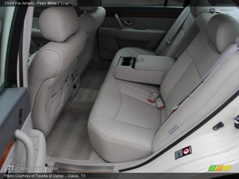 Pearl White / Gray 2004 Kia Amanti